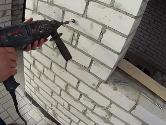 Как забить гвоздь в бетонную стену молотком