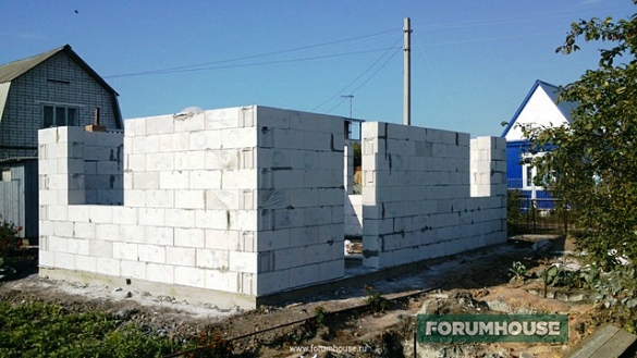 Строим дом из газосиликатных блоков своими руками